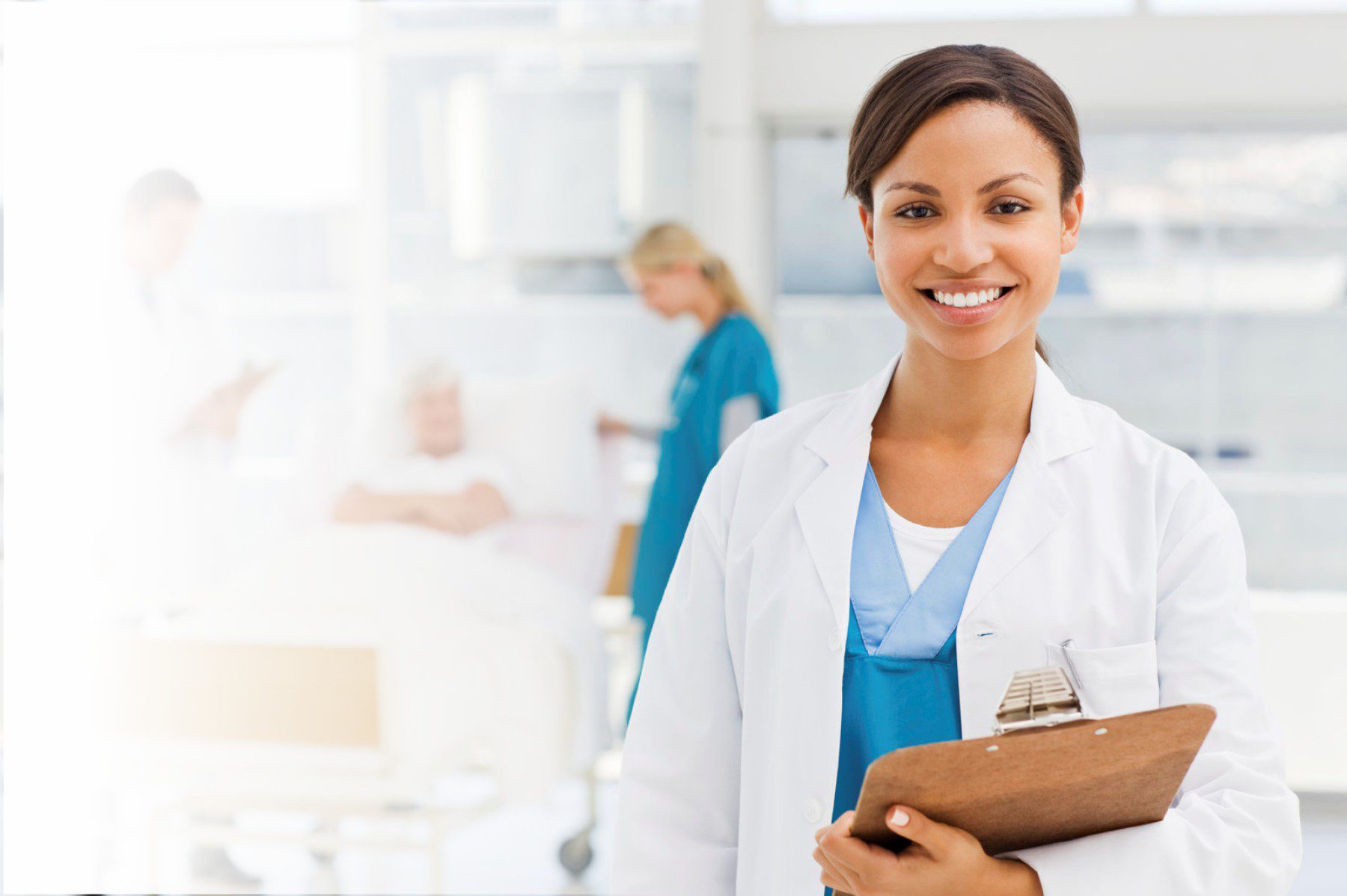 Profissional de enfermagem<br> com coren/sp ativo